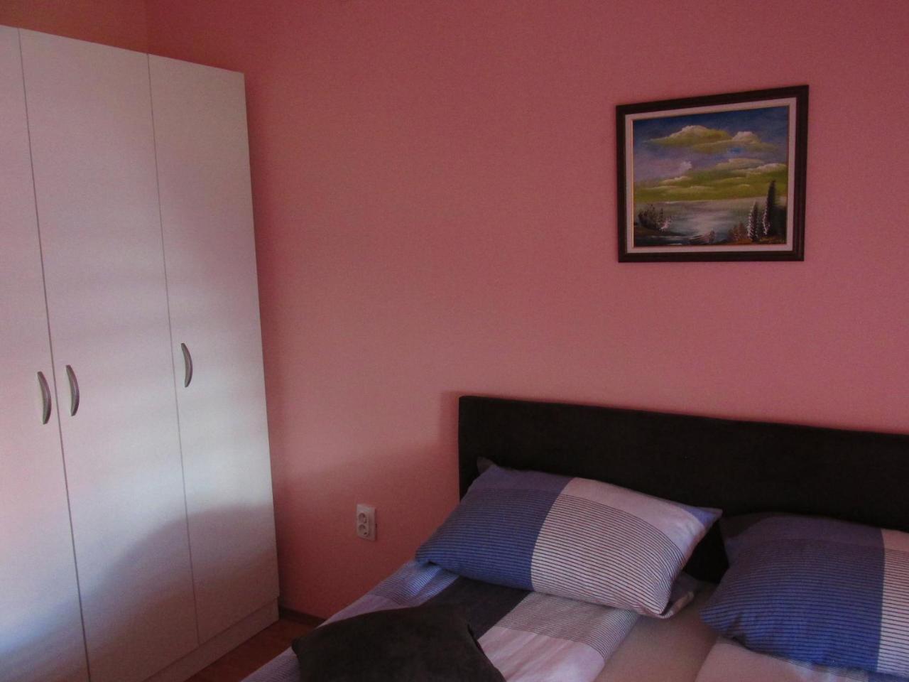 Knezevic Apartment *
